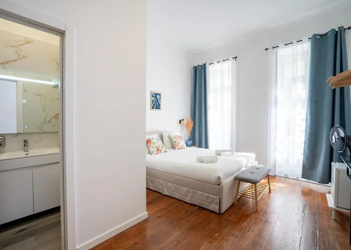 Madeira Accommodation Bed & Breakfast