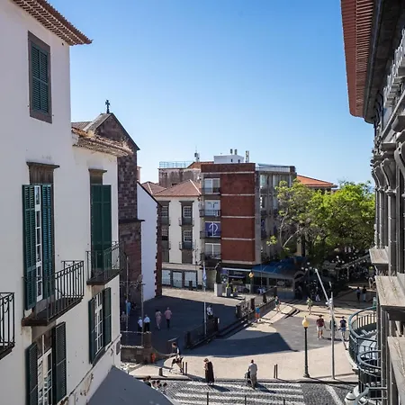 住宿加早餐酒店 Zarco Suites By Se Funchal