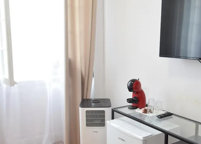 לינה וארוחת בוקר Zarco Suites By Se Funchal