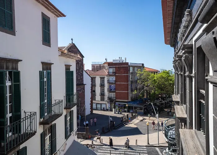 Nocleg ze śniadaniem Zarco Suites By Se Funchal